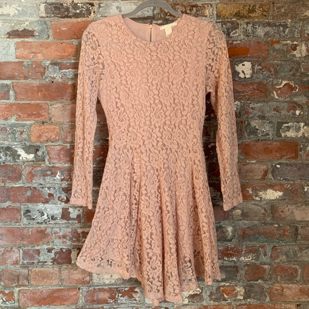 Gorgeous Pale Pink Lace Dress